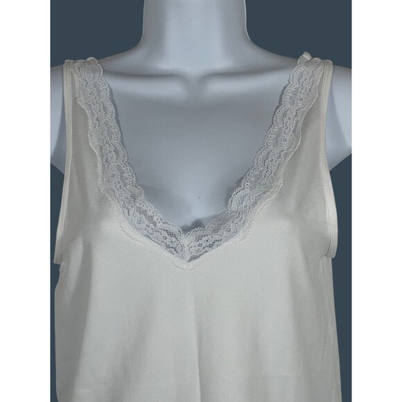 Ambrielle Seamless V-Neck Tank Top Womens Size Medium Stretchy Shapewear Cami - Picture 2 of 4